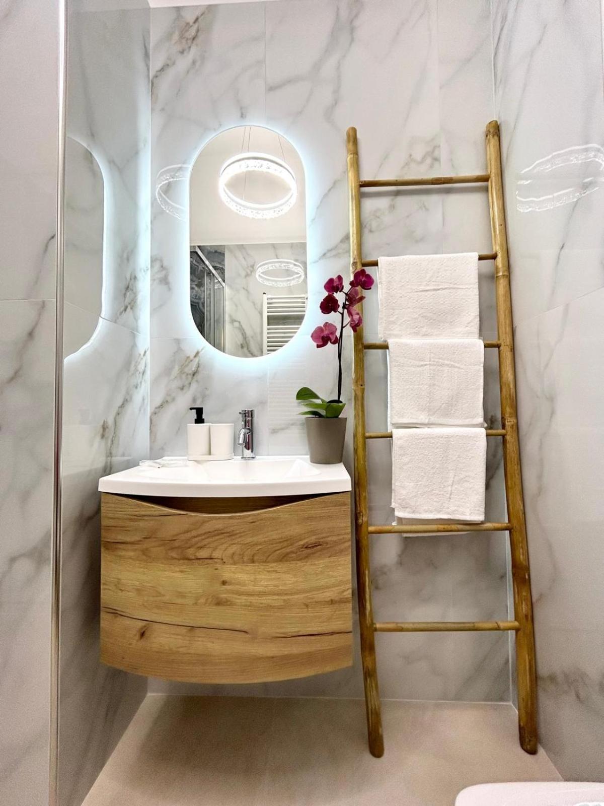 Sea Pearl Luxury Rooms La Spezia Zewnętrze zdjęcie